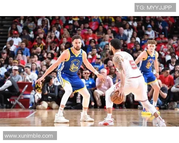 勇士与鹈鹕激战四月末争夺季后赛席位的关键之战